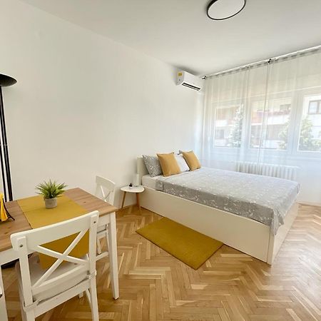 Apartment Plus Загреб Екстер'єр фото